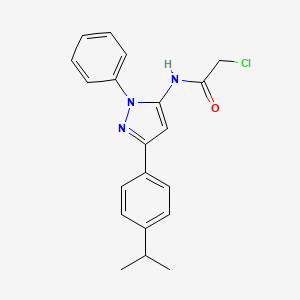 molecular formula C20H20ClN3O B2563668 2-chloro-N-{1-phenyl-3-[4-(propan-2-yl)phenyl]-1H-pyrazol-5-yl}acetamide CAS No. 956386-93-9