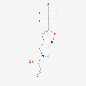 molecular formula C9H7F5N2O2 B2564316 N-[[5-(1,1,2,2,2-Pentafluoroethyl)-1,2-oxazol-3-yl]methyl]prop-2-enamide CAS No. 2411278-44-7
