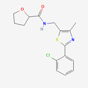 molecular formula C16H17ClN2O2S B2564624 N-((2-(2-chlorophenyl)-4-methylthiazol-5-yl)methyl)tetrahydrofuran-2-carboxamide CAS No. 1421459-74-6