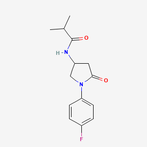 molecular formula C14H17FN2O2 B2566469 N-[1-(4-fluorophenyl)-5-oxopyrrolidin-3-yl]-2-methylpropanamide CAS No. 896292-32-3