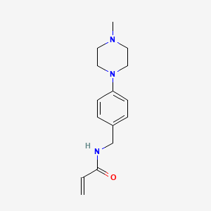 molecular formula C15H21N3O B2566500 N-[[4-(4-methylpiperazin-1-yl)phenyl]methyl]prop-2-enamide CAS No. 2361656-85-9