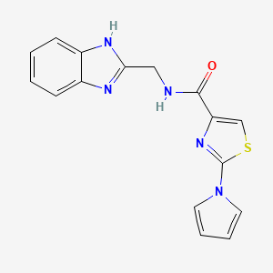 molecular formula C16H13N5OS B2567700 N-((1H-benzo[d]imidazol-2-yl)methyl)-2-(1H-pyrrol-1-yl)thiazole-4-carboxamide CAS No. 1207018-79-8