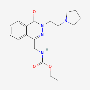 molecular formula C18H24N4O3 B2567886 Ethyl ((4-oxo-3-(2-(pyrrolidin-1-yl)ethyl)-3,4-dihydrophthalazin-1-yl)methyl)carbamate CAS No. 1448051-77-1