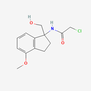 molecular formula C13H16ClNO3 B2570340 2-Chloro-N-[1-(hydroxymethyl)-4-methoxy-2,3-dihydroinden-1-yl]acetamide CAS No. 2411294-11-4
