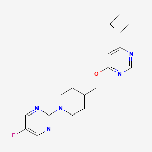 molecular formula C18H22FN5O B2571014 2-(4-{[(6-Cyclobutylpyrimidin-4-yl)oxy]methyl}piperidin-1-yl)-5-fluoropyrimidine CAS No. 2379951-94-5