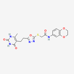 N-(2,3-dihydrobenzo[b][1,4]dioxin-6-yl)-2-((5-(2-(6-methyl-2,4-dioxo-1,2,3,4-tetrahydropyrimidin-5-yl)ethyl)-1,3,4-oxadiazol-2-yl)thio)acetamide