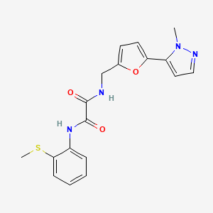 molecular formula C18H18N4O3S B2572521 N-[[5-(2-Methylpyrazol-3-yl)furan-2-yl]methyl]-N'-(2-methylsulfanylphenyl)oxamide CAS No. 2415489-17-5