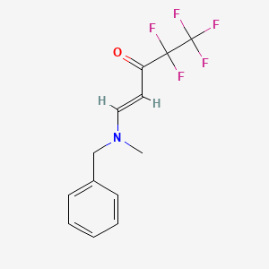 molecular formula C13H12F5NO B2574305 (E)-1-[benzyl(methyl)amino]-4,4,5,5,5-pentafluoropent-1-en-3-one CAS No. 1164453-50-2