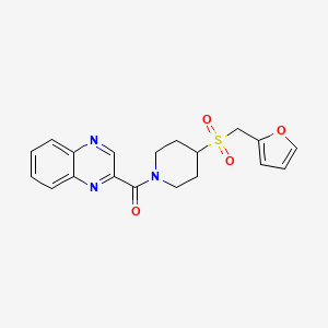 (4-((Furan-2-ylmethyl)sulfonyl)piperidin-1-yl)(quinoxalin-2-yl)methanone