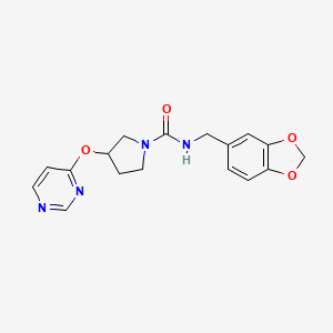 molecular formula C17H18N4O4 B2577216 N-(benzo[d][1,3]dioxol-5-ylmethyl)-3-(pyrimidin-4-yloxy)pyrrolidine-1-carboxamide CAS No. 2034396-88-6