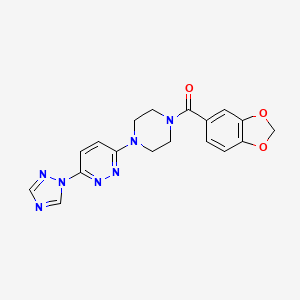 B2577449 (4-(6-(1H-1,2,4-triazol-1-yl)pyridazin-3-yl)piperazin-1-yl)(benzo[d][1,3]dioxol-5-yl)methanone CAS No. 1797697-08-5