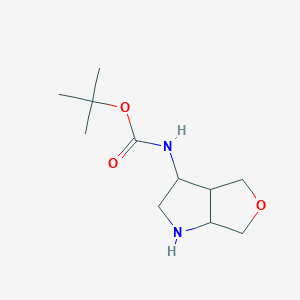 molecular formula C11H20N2O3 B2581029 tert-butyl N-{hexahydro-1H-furo[3,4-b]pyrrol-3-yl}carbamate CAS No. 2253641-10-8