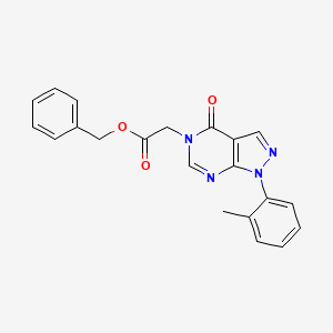 molecular formula C21H18N4O3 B2581141 benzyl 2-[1-(2-methylphenyl)-4-oxo-1H,4H,5H-pyrazolo[3,4-d]pyrimidin-5-yl]acetate CAS No. 895013-10-2