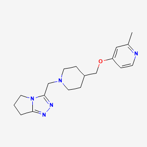 molecular formula C18H25N5O B2581843 2-methyl-4-{[1-({5H,6H,7H-pyrrolo[2,1-c][1,2,4]triazol-3-yl}methyl)piperidin-4-yl]methoxy}pyridine CAS No. 2380044-88-0