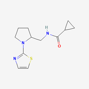 molecular formula C12H17N3OS B2583904 N-((1-(thiazol-2-yl)pyrrolidin-2-yl)methyl)cyclopropanecarboxamide CAS No. 1790197-11-3