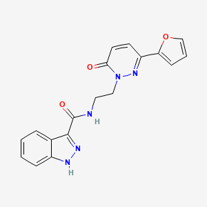 molecular formula C18H15N5O3 B2585461 N-(2-(3-(furan-2-yl)-6-oxopyridazin-1(6H)-yl)ethyl)-1H-indazole-3-carboxamide CAS No. 1226443-94-2