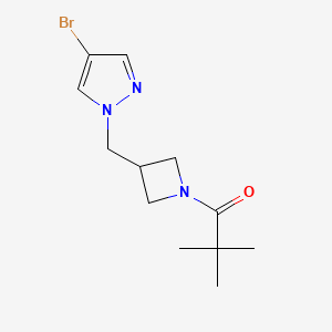 molecular formula C12H18BrN3O B2588607 1-[3-[(4-Bromopyrazol-1-yl)methyl]azetidin-1-yl]-2,2-dimethylpropan-1-one CAS No. 2415510-21-1