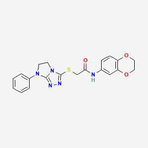 molecular formula C20H19N5O3S B2589019 N-(2,3-dihydrobenzo[b][1,4]dioxin-6-yl)-2-((7-phenyl-6,7-dihydro-5H-imidazo[2,1-c][1,2,4]triazol-3-yl)thio)acetamide CAS No. 921833-73-0