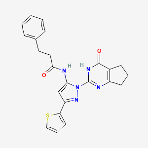 molecular formula C23H21N5O2S B2590464 N-(1-(4-oxo-4,5,6,7-tetrahydro-3H-cyclopenta[d]pyrimidin-2-yl)-3-(thiophen-2-yl)-1H-pyrazol-5-yl)-3-phenylpropanamide CAS No. 1207036-29-0
