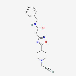 N-benzyl-2-{5-[1-(prop-2-yn-1-yl)piperidin-4-yl]-1,2,4-oxadiazol-3-yl}acetamide