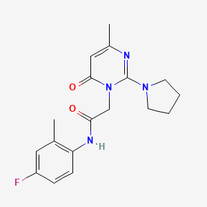 molecular formula C18H21FN4O2 B2592063 N-(4-fluoro-2-methylphenyl)-2-[4-methyl-6-oxo-2-(pyrrolidin-1-yl)-1,6-dihydropyrimidin-1-yl]acetamide CAS No. 1251699-25-8