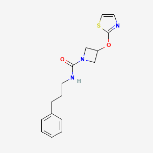 B2592084 N-(3-phenylpropyl)-3-(thiazol-2-yloxy)azetidine-1-carboxamide CAS No. 1797367-65-7