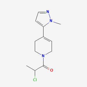 2-Chloro-1-[4-(2-methylpyrazol-3-yl)-3,6-dihydro-2H-pyridin-1-yl]propan-1-one