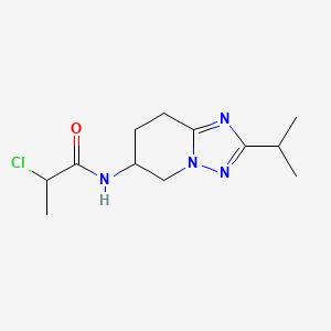 molecular formula C12H19ClN4O B2593501 2-Chloro-N-(2-propan-2-yl-5,6,7,8-tetrahydro-[1,2,4]triazolo[1,5-a]pyridin-6-yl)propanamide CAS No. 2411270-35-2