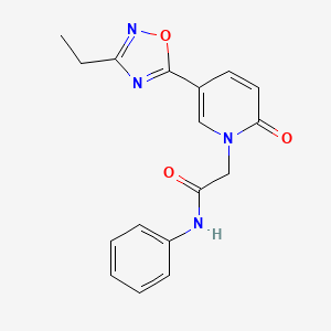 molecular formula C17H16N4O3 B2597889 2-[5-(3-ethyl-1,2,4-oxadiazol-5-yl)-2-oxo-1,2-dihydropyridin-1-yl]-N-phenylacetamide CAS No. 1251600-49-3