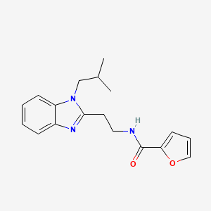 molecular formula C18H21N3O2 B2599044 N-{2-[1-(2-methylpropyl)-1H-1,3-benzodiazol-2-yl]ethyl}furan-2-carboxamide CAS No. 871547-57-8
