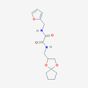 molecular formula C15H20N2O5 B2601356 N1-(1,4-dioxaspiro[4.4]nonan-2-ylmethyl)-N2-(furan-2-ylmethyl)oxalamide CAS No. 941914-68-7
