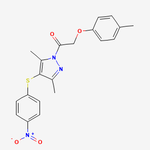 B2605786 1-[3,5-Dimethyl-4-(4-nitrophenyl)sulfanylpyrazol-1-yl]-2-(4-methylphenoxy)ethanone CAS No. 636568-05-3