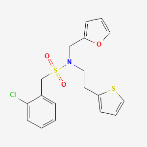 B2607329 1-(2-chlorophenyl)-N-(furan-2-ylmethyl)-N-(2-(thiophen-2-yl)ethyl)methanesulfonamide CAS No. 1396882-77-1