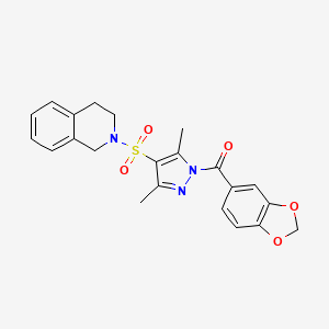 molecular formula C22H21N3O5S B2608209 benzo[d][1,3]dioxol-5-yl(4-((3,4-dihydroisoquinolin-2(1H)-yl)sulfonyl)-3,5-dimethyl-1H-pyrazol-1-yl)methanone CAS No. 1019105-57-7