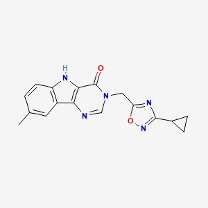 molecular formula C17H15N5O2 B2608574 3-[(3-cyclopropyl-1,2,4-oxadiazol-5-yl)methyl]-8-methyl-3H,4H,5H-pyrimido[5,4-b]indol-4-one CAS No. 1111053-03-2
