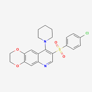 molecular formula C22H21ClN2O4S B2608922 8-[(4-Chlorophenyl)sulfonyl]-9-piperidin-1-yl-2,3-dihydro[1,4]dioxino[2,3-g]quinoline CAS No. 866895-21-8