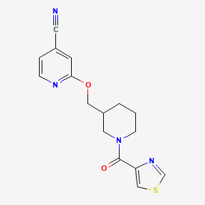 B2609171 2-[[1-(1,3-Thiazole-4-carbonyl)piperidin-3-yl]methoxy]pyridine-4-carbonitrile CAS No. 2379993-73-2