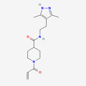 molecular formula C16H24N4O2 B2609731 N-[2-(3,5-dimethyl-1H-pyrazol-4-yl)ethyl]-1-(prop-2-enoyl)piperidine-4-carboxamide CAS No. 2361660-41-3