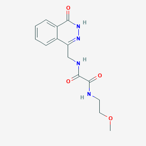 N-(2-methoxyethyl)-N'-[(4-oxo-3,4-dihydrophthalazin-1-yl)methyl]ethanediamide