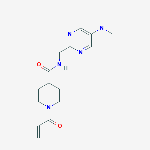 N-[[5-(Dimethylamino)pyrimidin-2-yl]methyl]-1-prop-2-enoylpiperidine-4-carboxamide
