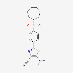molecular formula C18H22N4O3S B2618941 2-[4-(AZEPANE-1-SULFONYL)PHENYL]-5-(DIMETHYLAMINO)-1,3-OXAZOLE-4-CARBONITRILE CAS No. 940999-77-9