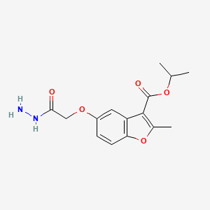 molecular formula C15H18N2O5 B2620613 Propan-2-yl 5-(2-hydrazinyl-2-oxoethoxy)-2-methyl-1-benzofuran-3-carboxylate CAS No. 315237-57-1