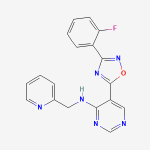 molecular formula C18H13FN6O B2624533 5-(3-(2-fluorophenyl)-1,2,4-oxadiazol-5-yl)-N-(pyridin-2-ylmethyl)pyrimidin-4-amine CAS No. 2034446-56-3