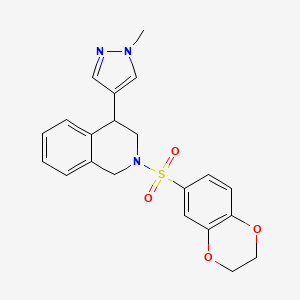 molecular formula C21H21N3O4S B2626456 2-((2,3-dihydrobenzo[b][1,4]dioxin-6-yl)sulfonyl)-4-(1-methyl-1H-pyrazol-4-yl)-1,2,3,4-tetrahydroisoquinoline CAS No. 2034535-18-5