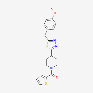 (4-(5-(4-Methoxybenzyl)-1,3,4-thiadiazol-2-yl)piperidin-1-yl)(thiophen-2-yl)methanone