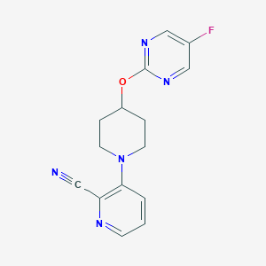 molecular formula C15H14FN5O B2627925 3-{4-[(5-Fluoropyrimidin-2-yl)oxy]piperidin-1-yl}pyridine-2-carbonitrile CAS No. 2380144-41-0