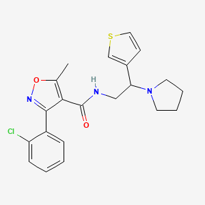molecular formula C21H22ClN3O2S B2628528 3-(2-chlorophenyl)-5-methyl-N-(2-(pyrrolidin-1-yl)-2-(thiophen-3-yl)ethyl)isoxazole-4-carboxamide CAS No. 954619-96-6