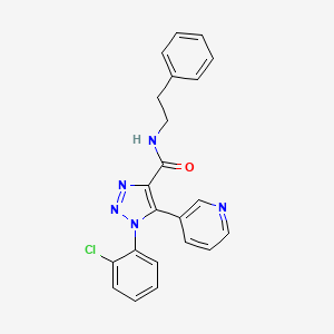 molecular formula C22H18ClN5O B2629752 N-(2-methoxy-5-methylphenyl)-5-[5-(pyrrolidin-1-ylcarbonyl)-1,3,4-oxadiazol-2-yl]-1H-pyrrole-3-sulfonamide CAS No. 1207038-01-4