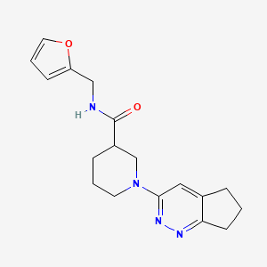 molecular formula C18H22N4O2 B2630084 1-{5H,6H,7H-cyclopenta[c]pyridazin-3-yl}-N-[(furan-2-yl)methyl]piperidine-3-carboxamide CAS No. 2097861-47-5