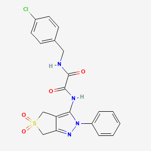 molecular formula C20H17ClN4O4S B2631253 N'-[(4-chlorophenyl)methyl]-N-{5,5-dioxo-2-phenyl-2H,4H,6H-5lambda6-thieno[3,4-c]pyrazol-3-yl}ethanediamide CAS No. 899989-12-9